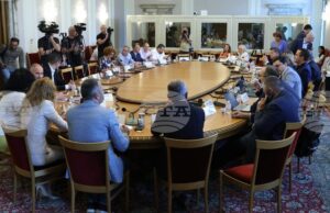 Комисията по бюджет и финанси ще разгледа законопроекта за промени на удължителния закон за бюджета, внесен от служебното правителство