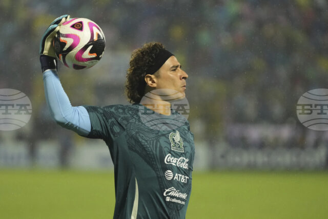 40-годишният вратар Гийермо Очоа се завръща в състава на националния отбор по футбол на Мексико