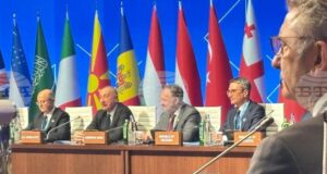 Близо 40 на сто от потреблението на газ в България се осигуряват от Азербайджан, заяви министър Трайков в Баку