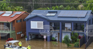 Австралия разполага военни части заради тежките наводнения в северната част на страната
