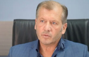 Адв. Михаил Екимджиев