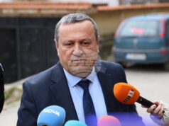 Адемов: Изнудват бедните хора в Якоруда министър на труда и социалната политика Хасан Адемов