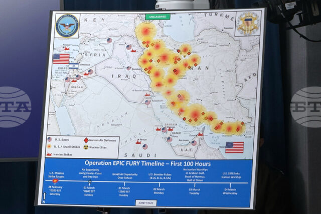 Администрацията на Тръмп обмисля планове за окупиране или блокиране на иранския остров Харг, пише сайтът „Аксиос“