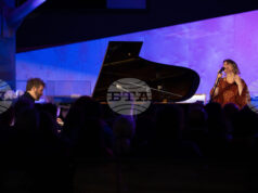 Американската певица Гретчен Парлато и двукратният носител на „Грами“ Тейлър Ейгсти изнесоха концерт в Пловдив