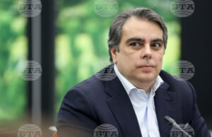 Асен Василев