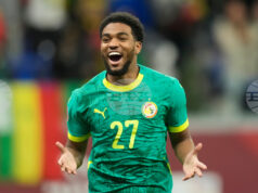 Астън Вила обмисля привличането на млад талант от Пари Сен Жермен