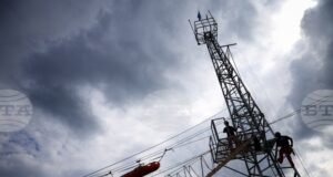 Бизнесът ще плаща утре с над 9 процента по-евтин ток в сравнение с днес, сочат данните на БНЕБ