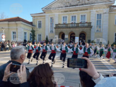 Шест ансамбъла от страната демонстрираха богатството на българските народни танци на празник в Ямбол