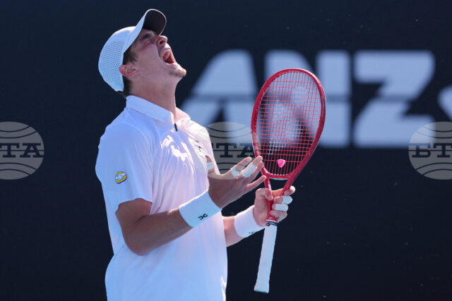 Бразилският талант Жоао Фонсека, хърватският ветеран Марин Чилич и гъркът Стефанос Циципас преминаха във втория кръг на турнира "Мастърс" в Маями