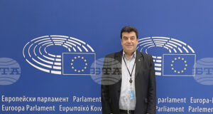 България не е най-бедната държава в ЕС, но остава страната с най-голямо неравенство в доходите, каза синдикалистът Веселин Митов за БТА