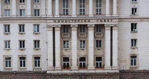 Премиерът Андрей Гюров свиква Съвета по сигурността в 13:00 часа