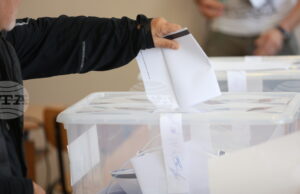 Българските граждани от днес могат електронно да проверят номера на избирателната секция и мястото на гласуване на предстоящите избори за НС