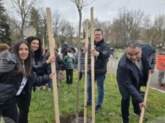 В "Алея на живата памет" в Долни Дъбник засадиха дръвчета в чест на 125 години от рождението на Илия Бешков
