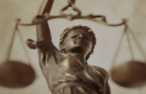 темида,, съд