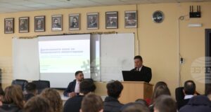 Важността на финансовата грамотност и основни правила за безопасно инвестиране обсъдиха представители на КФН с ученици в София