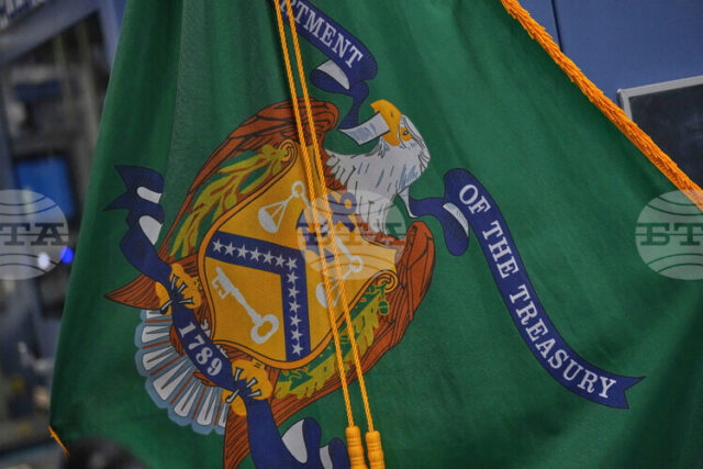 Вашингтон разреши временно покупко-продажбата на ирански петрол, вече натоварен на танкери