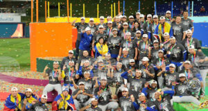 Във Венецуела обявиха национален празник, след като националният отбор по бейзбол победи САЩ и спечели за пръв път Световната класика