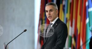 Андрей Гюров