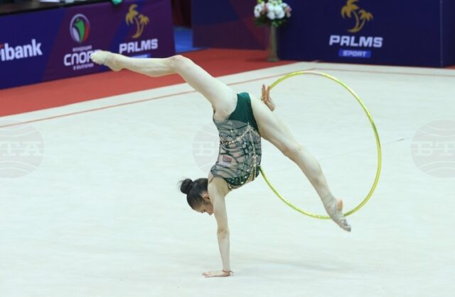 Два финала за България при жените на международния турнир по Два финала за България при жените на международния турнир по художествена гимнастика в Атина