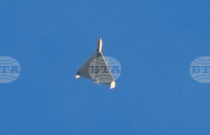 Дрон порази резервоар с гориво на пристанище в Оман