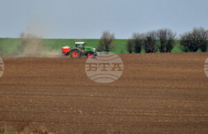 ЕК отпуска спешна помощ от 7,4 млн. евро за българските земеделци земеделие