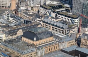 Европейските борси затвориха на преобладаващо положителна територия, след като Доналд Тръмп отложи с 5 дни обявени удари по енергийната инфраструктура на Иран