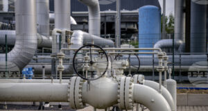 Европейските цени на газа скочиха с до 40 на сто заради прекъсване на доставките на втечнен природен газ