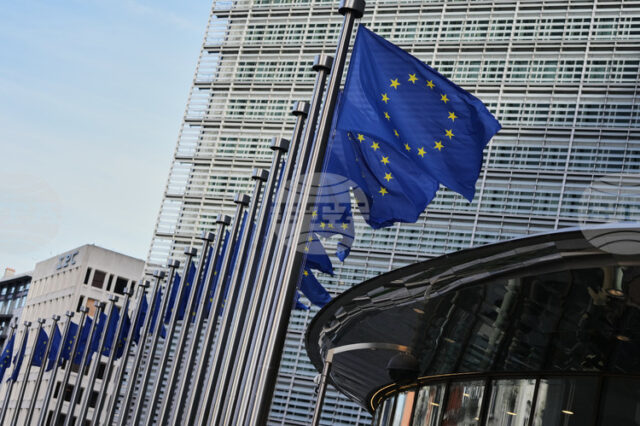 Европейският парламент одобри сделката с Вашингтон с предпазна клауза Европейски съюз