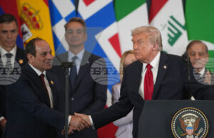 Египет призова Доналд Тръмп да прекрати войната, заявявайки, че никой друг не може да го направи Египет призова Доналд Тръмп да прекрати войната, заявявайки, че никой друг не може да го направи