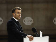 Еманюел Макрон заяви, че работи по план за предотвратяване на война в Ливан