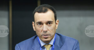 За устойчив транспорт трябва всички отговорни страни да участват в разговорите, смята кметът на София Васил Терзиев