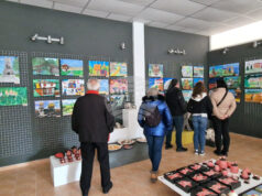 Изложба с рисунки от националния конкурс „Пейзаж от моята България“ е подредена в галерията на Художественото училище в Троян Изложба с рисунки от националния конкурс „Пейзаж от моята България“ е подредена в галерията на Художественото училище в Троян