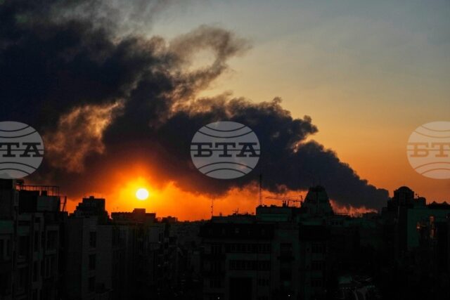 Израел нанесе удари по складове за гориво в Техеран, съобщиха израелските военновъздушни сили