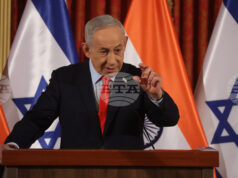 Израел ще продължи да нанася удари по Иран с "пълна сила", за да "унищожи режима", обяви израелският премиер Нетаняху