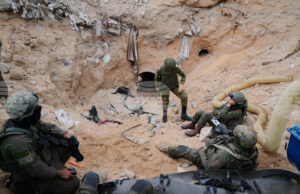 Израелските сили убиха трима въоръжени мъже в тунел близо до Рафах в ивицата Газа