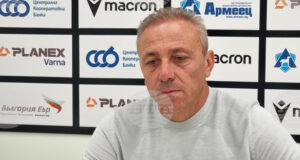 Илиан Илиев определи групата на Черно море за мача с Арда
