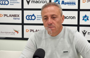 Илиан Илиев определи групата на Черно море за мача с Арда