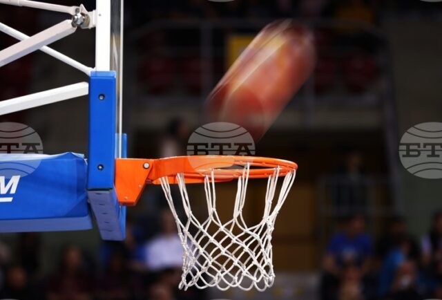 Именитият сръбски баскетболен треньор Душко Вуйошевич се бори със сериозни здравословни проблеми