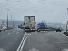 Трафикът е интензивен на ГКПП „Капитан Андреево“ и „Лесово“ на изход за товарни автомобили