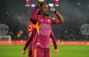 Интер обмисля да включи Давиде Фратези в потенциална сделка за привличането на Ману Коне от Рома Интер обмисля да включи Давиде Фратези в потенциална сделка за привличането на Ману Коне от Рома