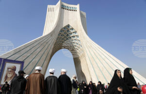 Иран изстреля ракети по база на Великобритания и САЩ в Индийския океан, предаде иранската новинарска агенция Мехр