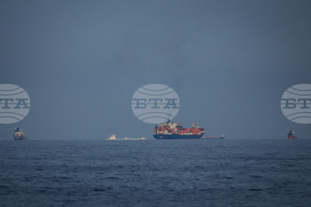 Иран обяви, че няма да пропуска през Ормузкия проток кораби, Иран обяви, че няма да пропуска през Ормузкия проток кораби, плаващи от и до САЩ и Израел