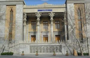 Иран твърди, че не минира Ормузкия проток