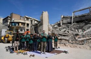 Иранският Червен полумесец съобщи за 4000 разрушени цивилни сгради в Иран