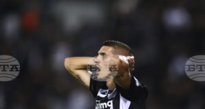 Кирил Десподов се върна в игра за ПАОК само след една пълноценна тренировка, дербито на върха в Гърция завърши без голове