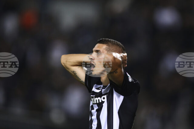 Кирил Десподов се върна в игра за ПАОК само след Кирил Десподов се върна в игра за ПАОК само след една пълноценна тренировка, дербито на върха в Гърция завърши без голове