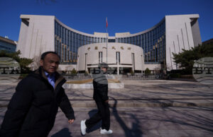 Китай трябва да балансира между ускоряващата се инфлация и нарастващите рискове за растежа, предупреди съветник на централната банка