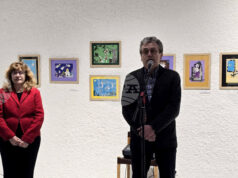 Кукленият режисьор Росица Миновска-Деведжиева представи изложбата си „Имало едно време…“ в Художествената галерия в Добрич