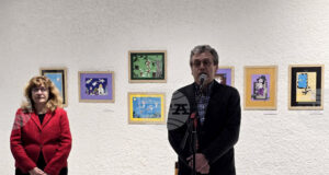 Кукленият режисьор Росица Миновска-Деведжиева представи изложбата си „Имало едно време…“ в Художествената галерия в Добрич