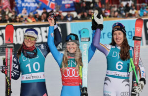 Лаура Пировано спечели трето поредно спускане и завоюва малкия Кристален глобус в дисциплината от Световната купа по ски-алпийски дисциплини Лаура Пировано спечели трето поредно спускане и завоюва малкия Кристален глобус в дисциплината от Световната купа по ски-алпийски дисциплини